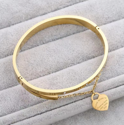 Luxoria® Forever Luv Bracelet